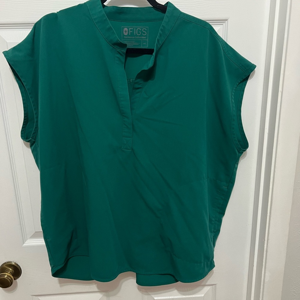 Figs Rafaela XXL Hunter Green EUC